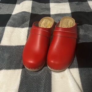 Lotta Stockholm clogs 37 red